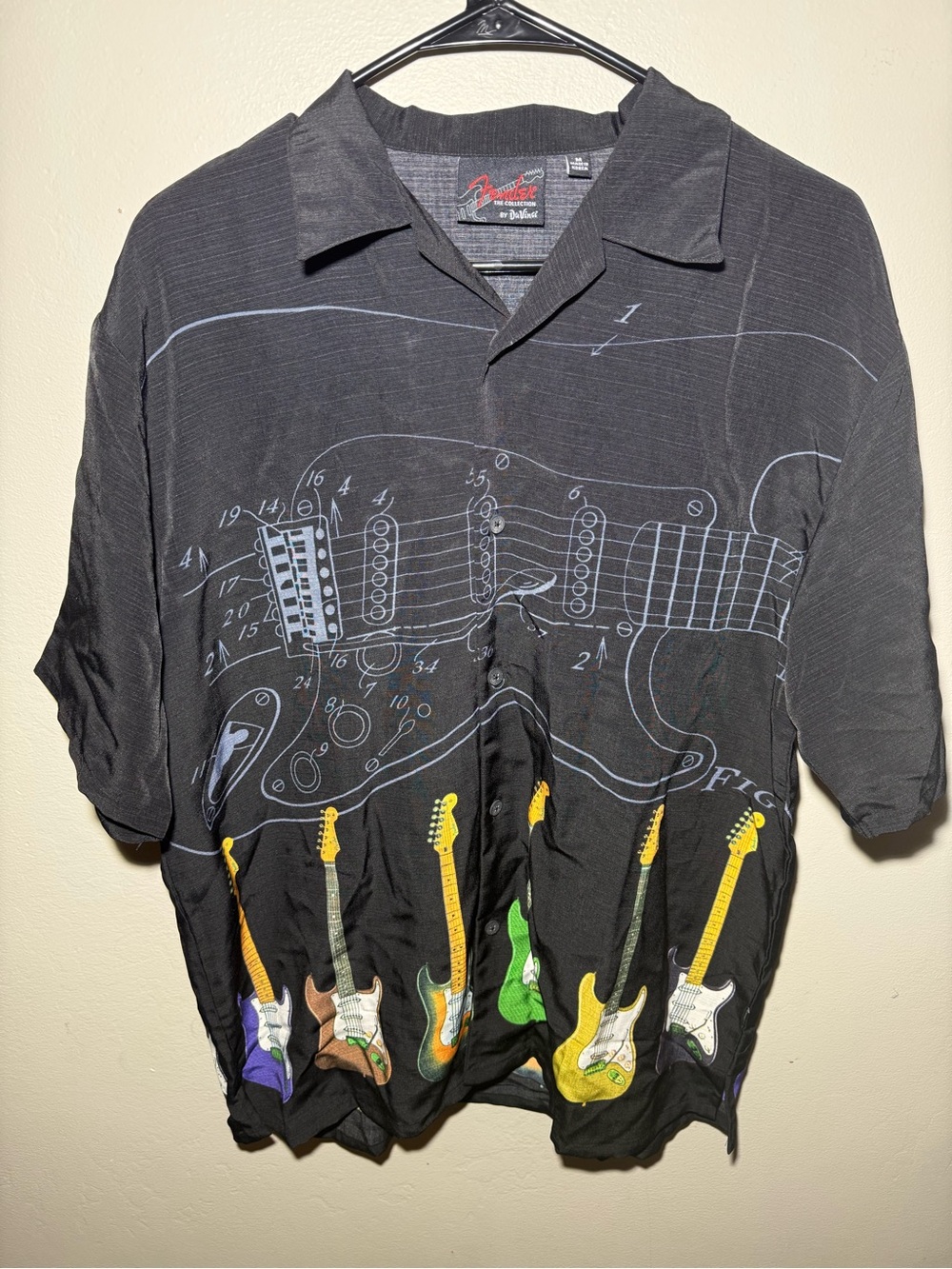 DaVinci Black Short-Sleeve Button-Down Shirt with Multicolor Guitar Print